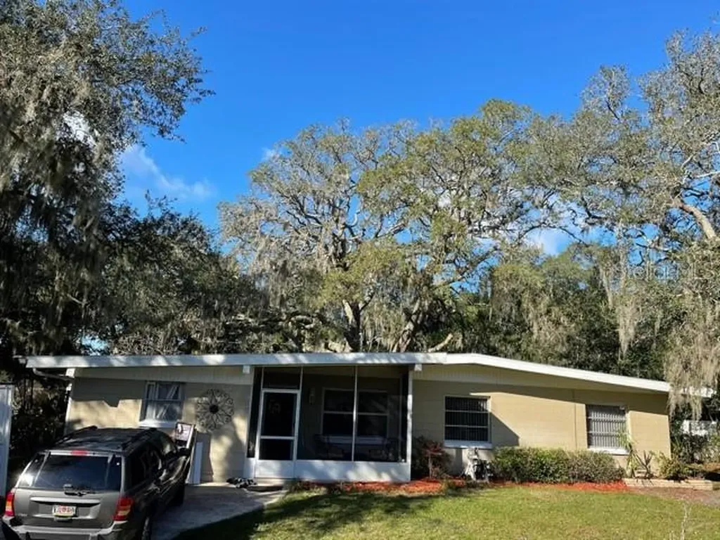 716 Cherokee Circle Sanford FL 32773