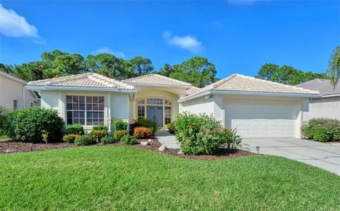 8936 Huntington Pointe Drive Sarasota FL 34238
