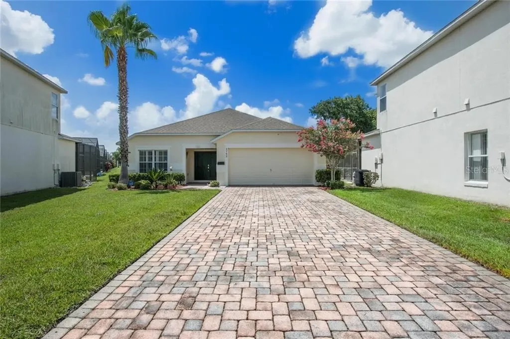 4762 Cumbrian Lakes Drive Kissimmee FL 34746