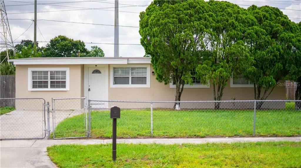 1732 Windsor Way Tampa FL 33619