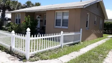 532 Eastwood Lane Daytona Beach FL 32118