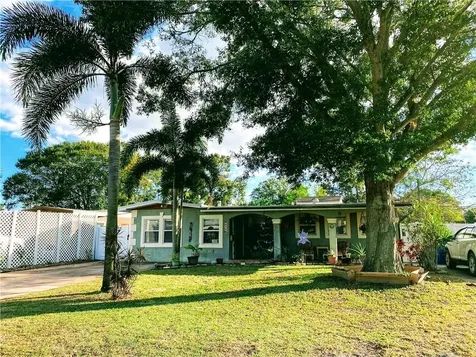 4616 27th Avenue N St Petersburg FL 33713