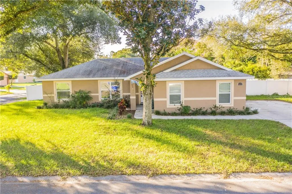 2131 Cordova Circle N Lakeland FL 33801