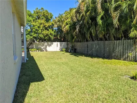7409 38th Court E Sarasota FL 34243