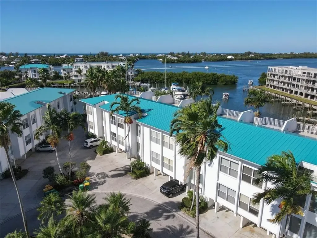 8264 Harborside Circle Englewood FL 34224