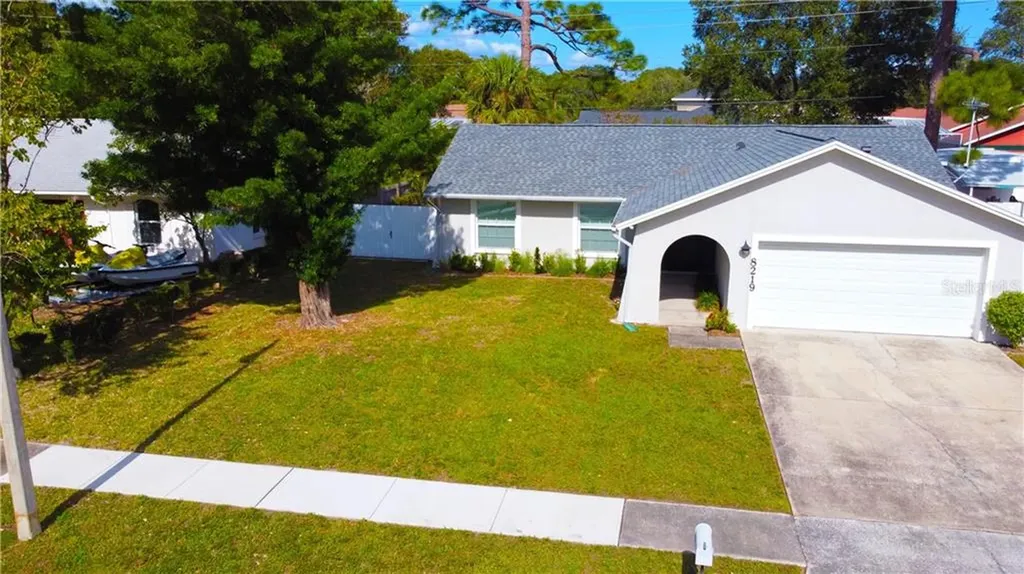 8219 101st Court Seminole FL 33777