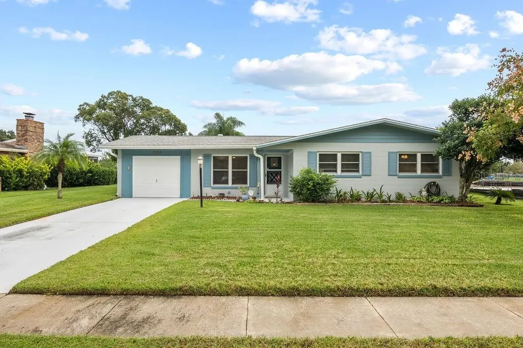 2223 Bagdad Avenue Orlando FL 32833