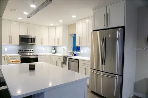 2735 Grove Place Sarasota FL 34239