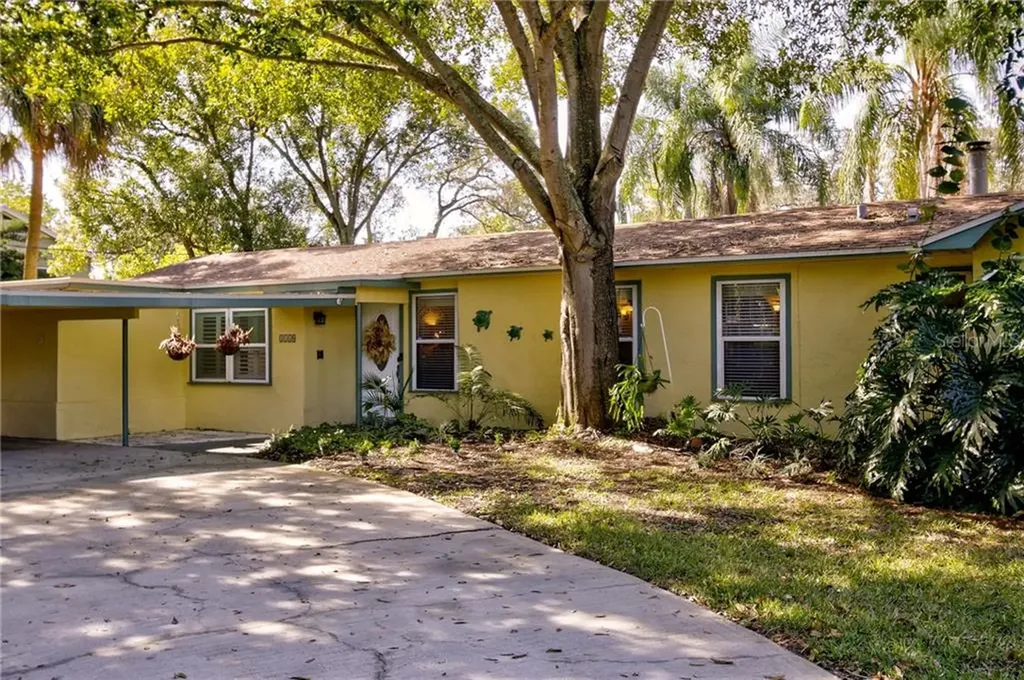 1119 Sea Gull Lane S St Petersburg FL 33707