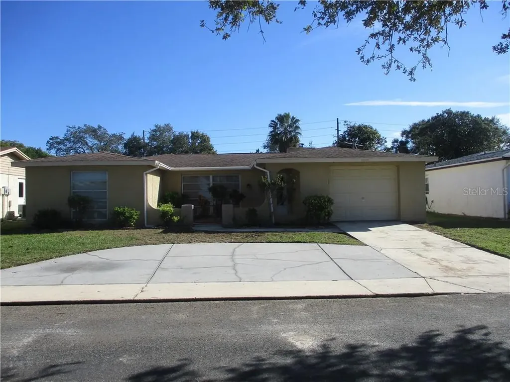 10030 Glen Moor Lane Port Richey FL 34668