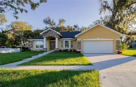 1205 E Stuart Street Bartow FL 33830