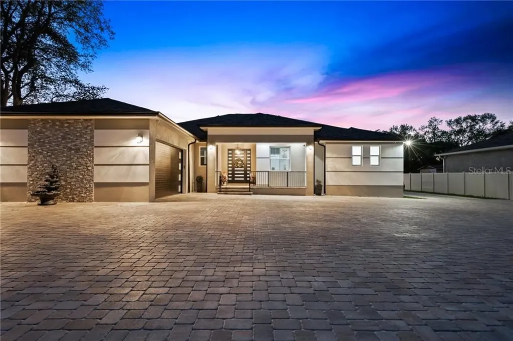 713 S 58th Street Tampa FL 33619