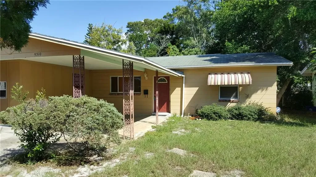 5310 6th Street S St Petersburg FL 33705