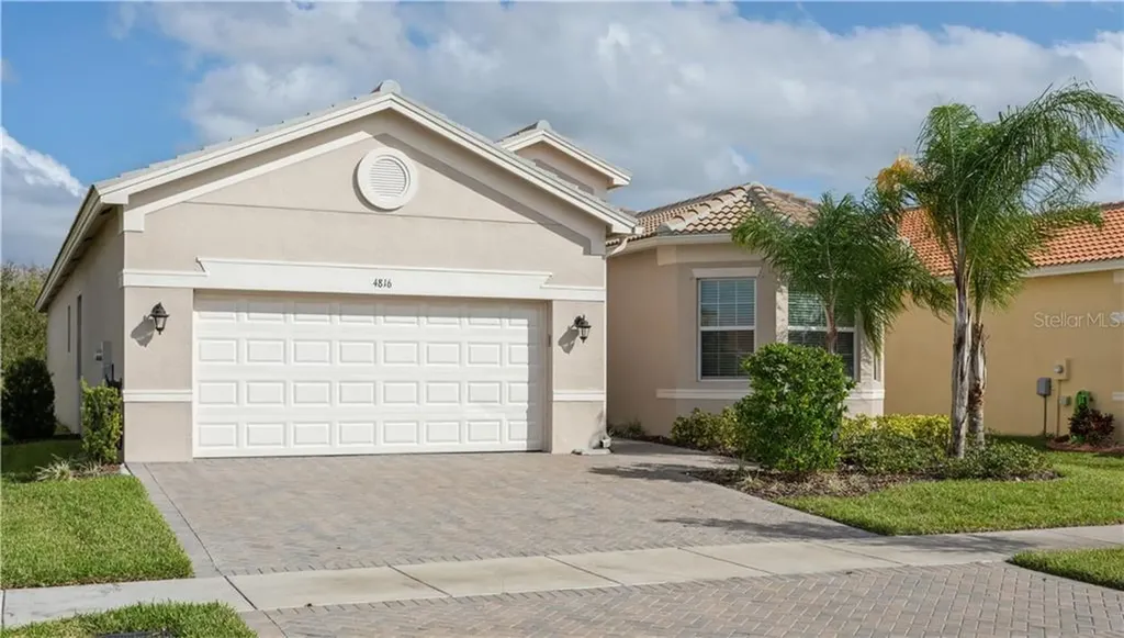 4816 Grand Banks Drive Wimauma FL 33598