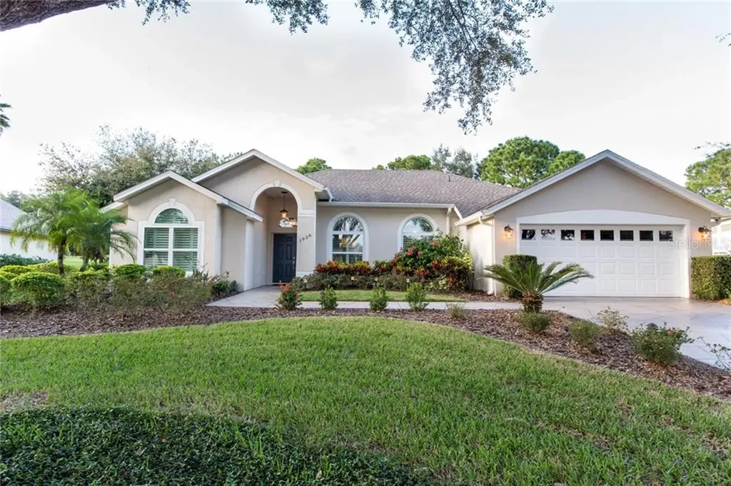 1926 Bermuda Pointe Drive Haines City FL 33844