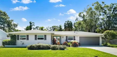 6918 10th Avenue N St Petersburg FL 33710