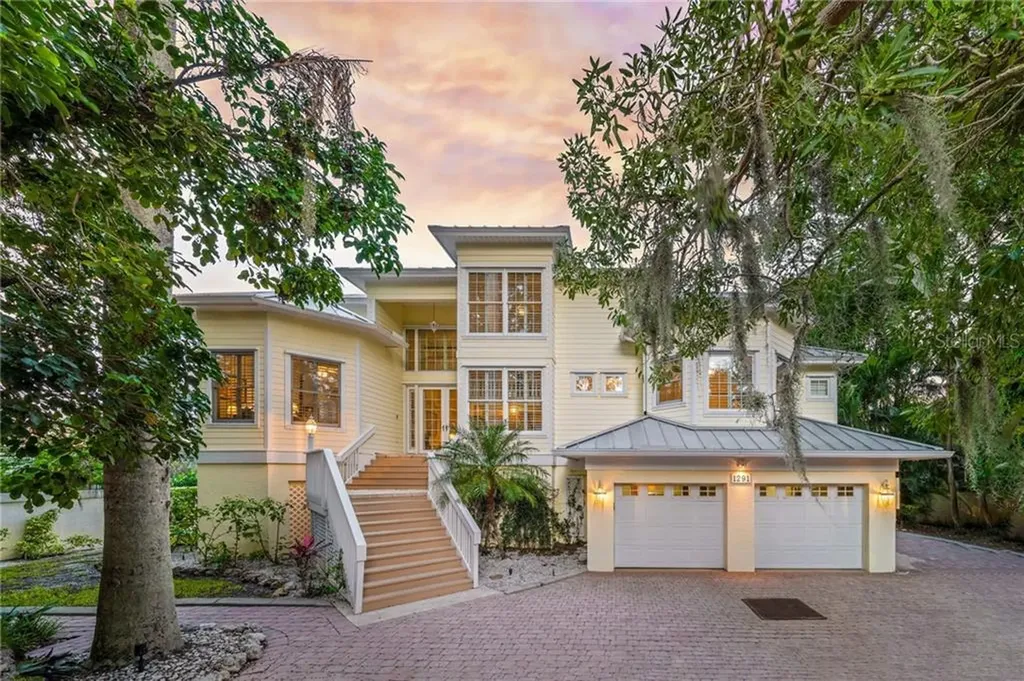 1291 Southport Drive Sarasota FL 34242