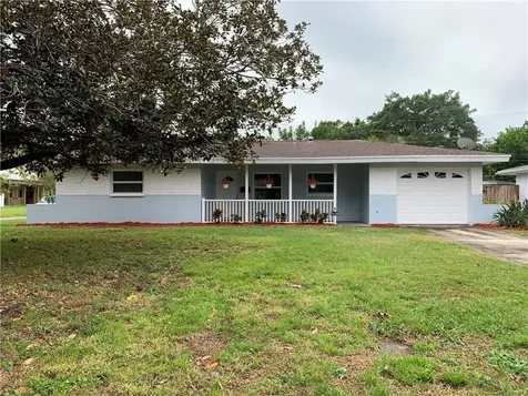 7630 32nd Avenue N St Petersburg FL 33710