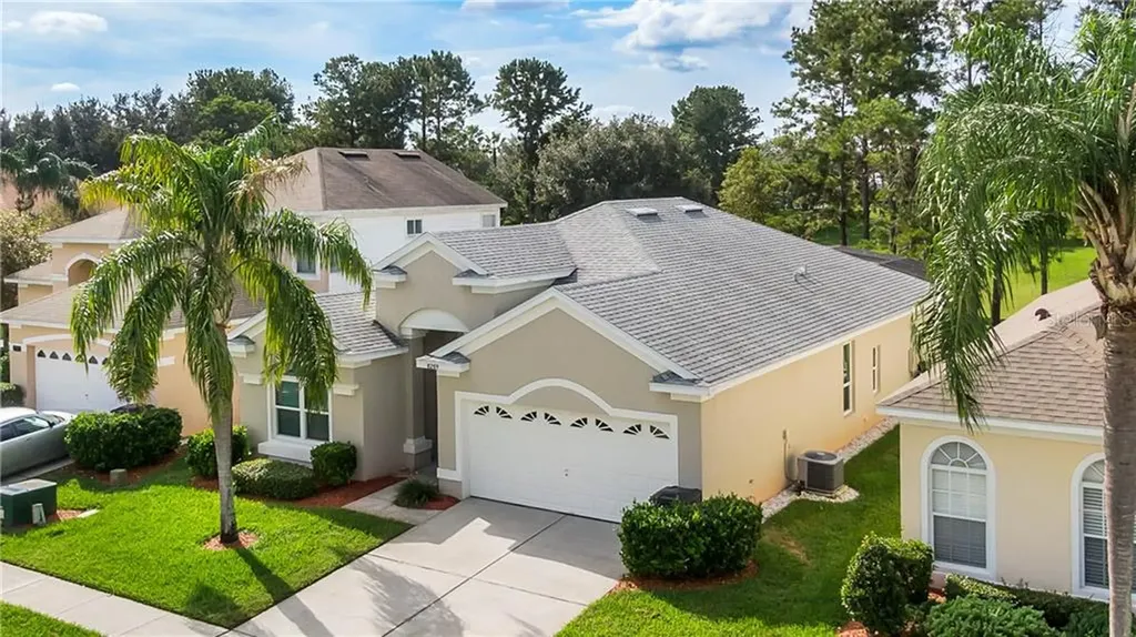 8209 Fan Palm Way Kissimmee FL 34747
