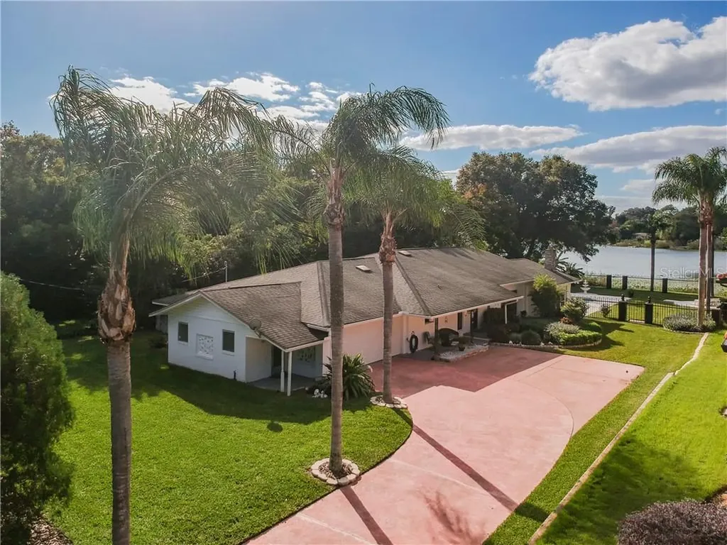 2728 Bass Lake Boulevard Orlando FL 32806