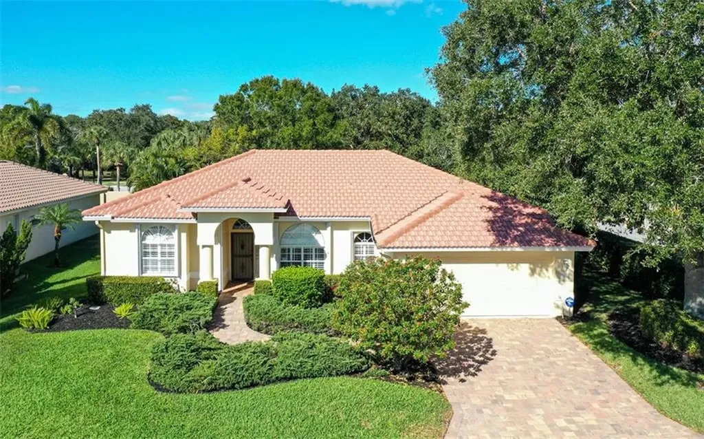 8510 Great Meadow Drive Sarasota FL 34238