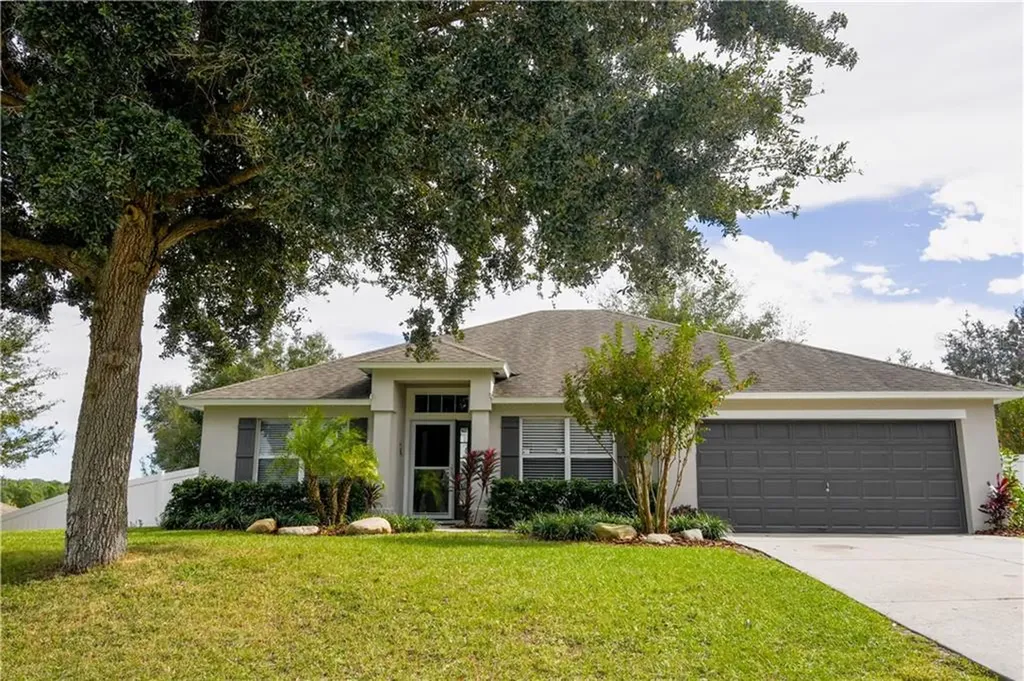 1145 Lakeview Oaks Drive Minneola FL 34715