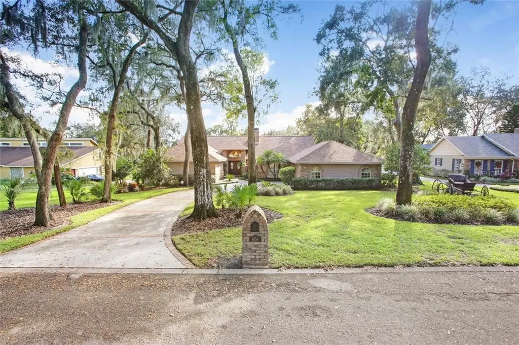 406 Tomahawk Trail Brandon FL 33511