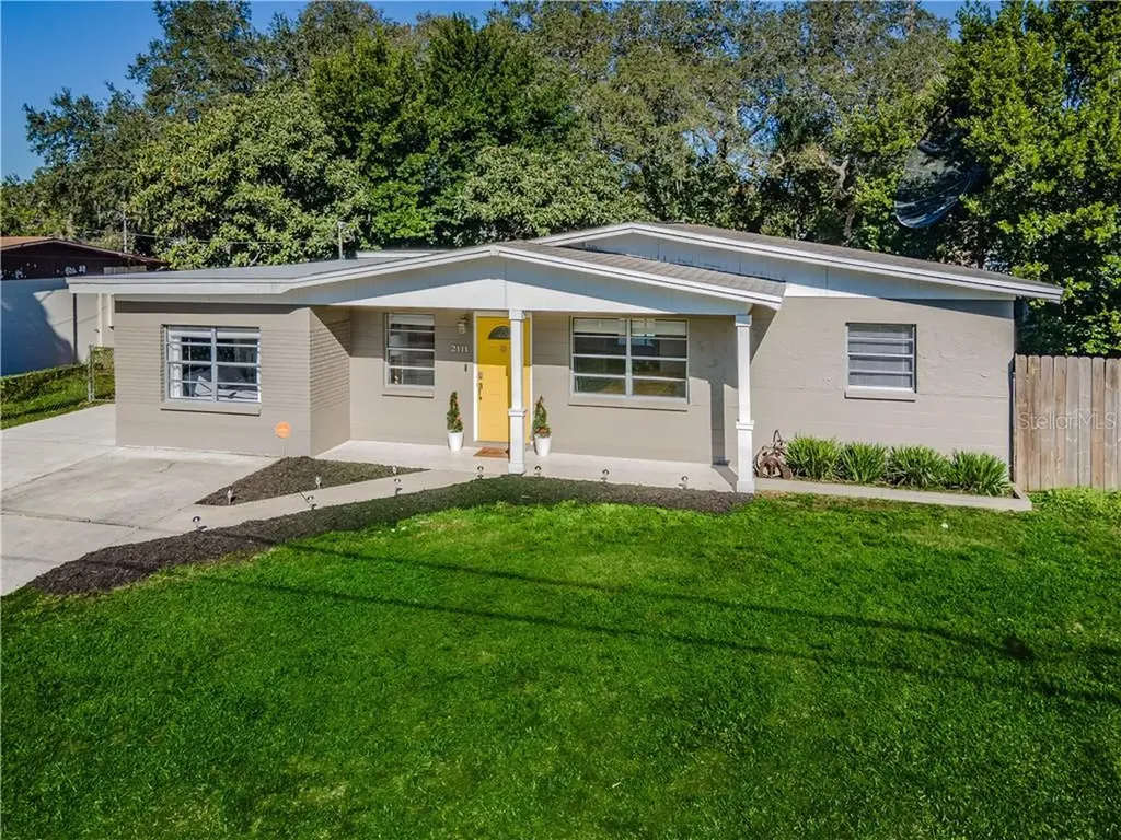 2111 W Sewaha Street Tampa FL 33612