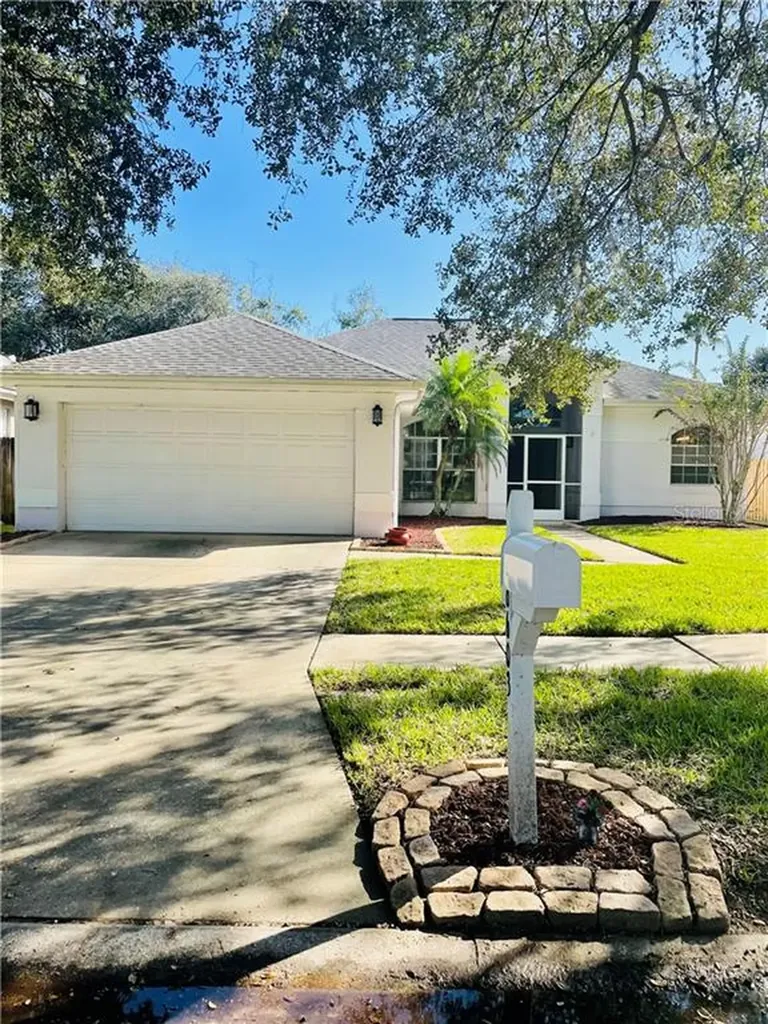 16603 Meadow Cove Street Tampa FL 33624