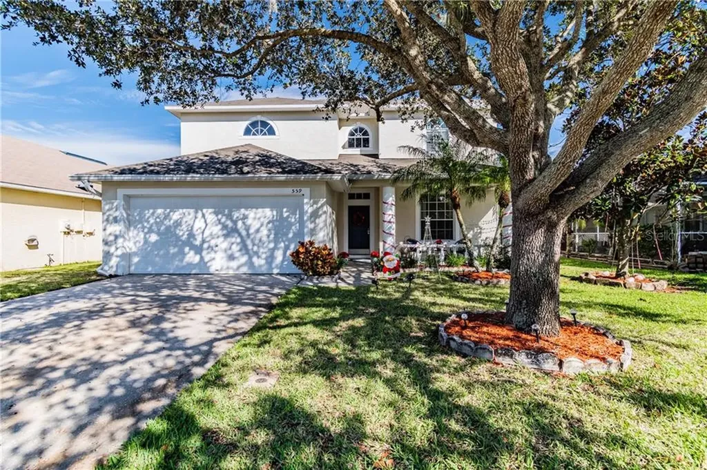 559 Lake Cypress Circle Oldsmar FL 34677