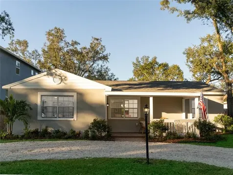 4721 W Bay Vista Avenue Tampa FL 33611