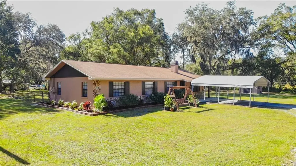 6220 Virginia Lane Seffner FL 33584