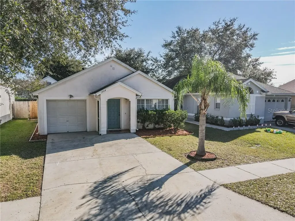 1904 Falling Star Lane Lutz FL 33549