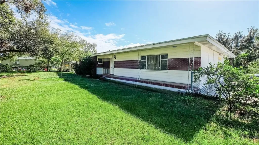 2020 W Parker Street Lakeland FL 33815
