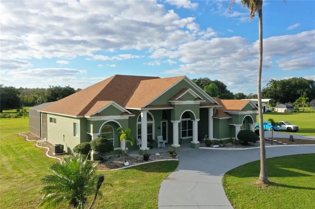 3316 Steeplechase Lane Kissimmee FL 34746