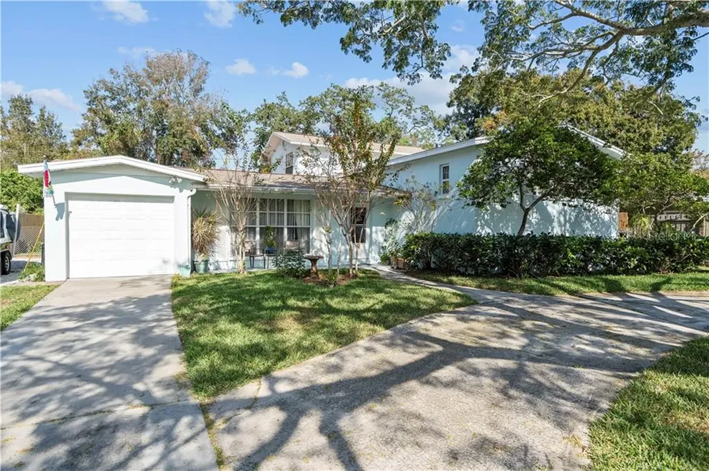 4417 W Fair Oaks Avenue Tampa FL 33611