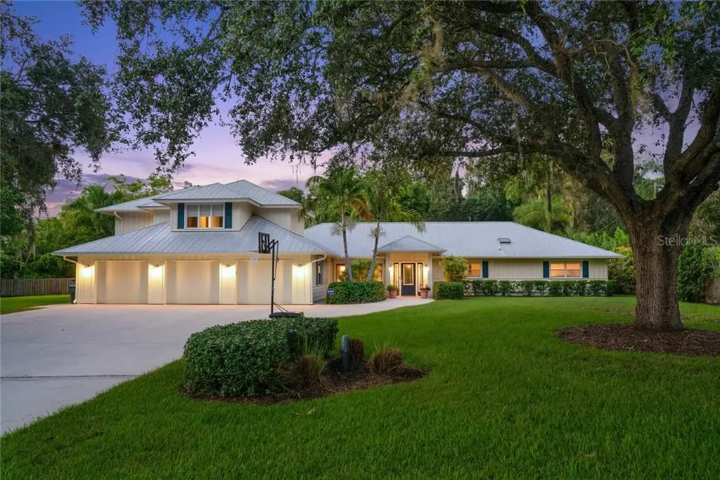 1727 N Lake Shore Drive Sarasota FL 34231