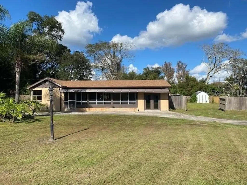 106 Angeles Road Debary FL 32713