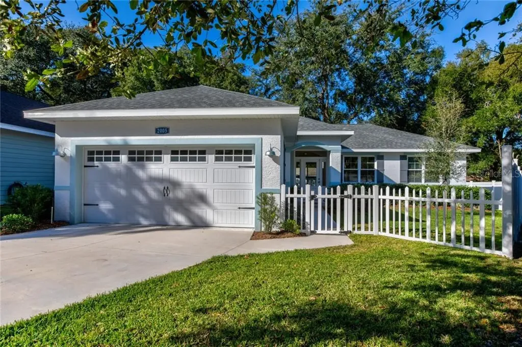 2005 Donnelly Place Mount Dora FL 32757
