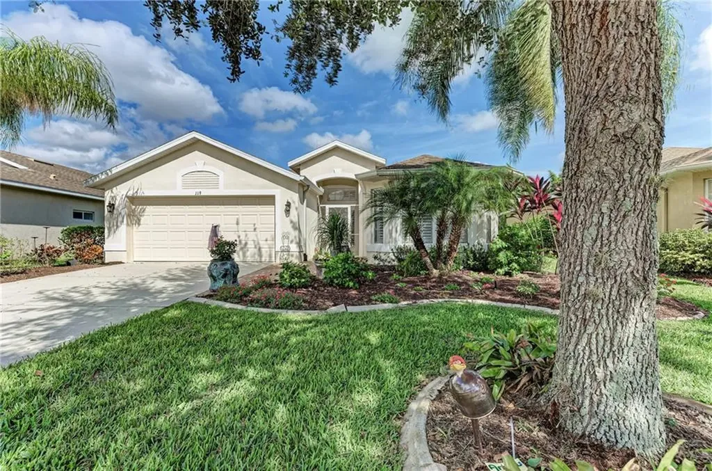 119 Bridgewater Court Bradenton FL 34212