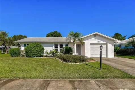 4507 Lakewood Avenue Bradenton FL 34208