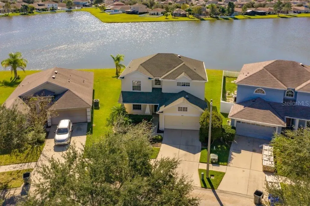 8420 Canterbury Lake Boulevard Tampa FL 33619