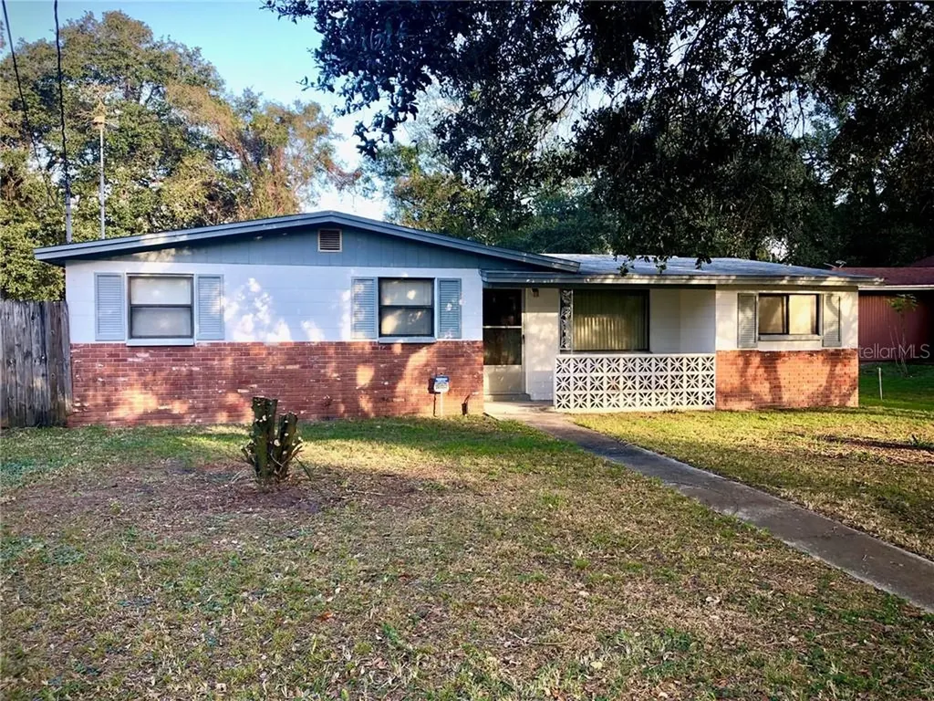 9315 N 46th Street Tampa FL 33617