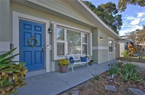 3918 13th Avenue N St Petersburg FL 33713