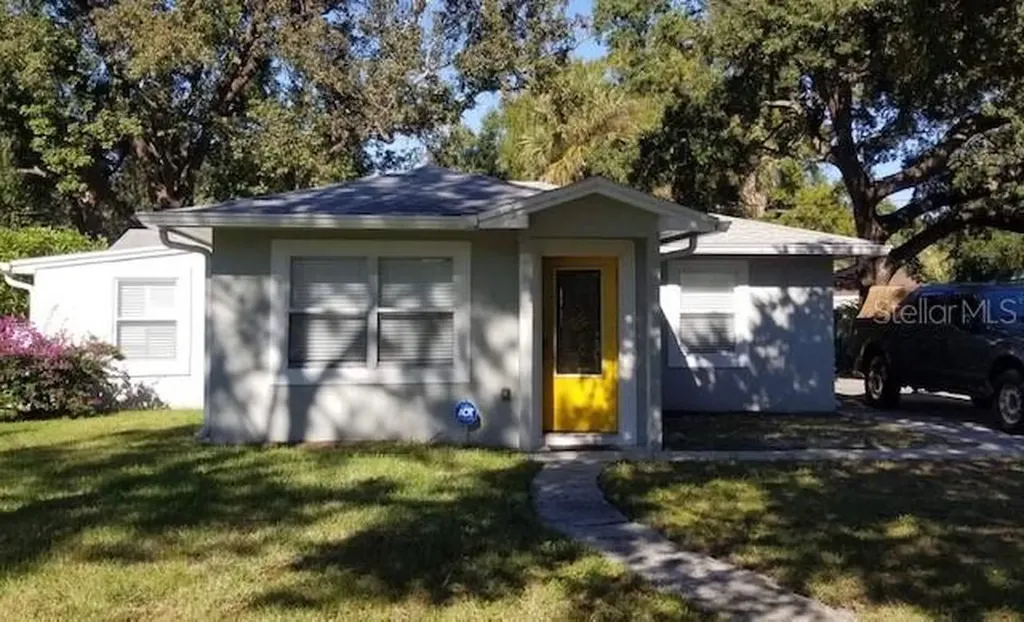 4611 W Kensington Avenue Tampa FL 33629