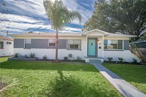 2918 30th Avenue N St Petersburg FL 33713
