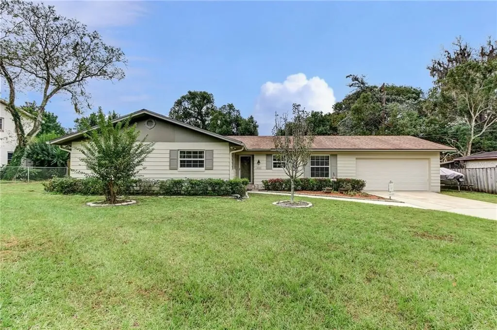 2232 E Florence Avenue Deland FL 32724