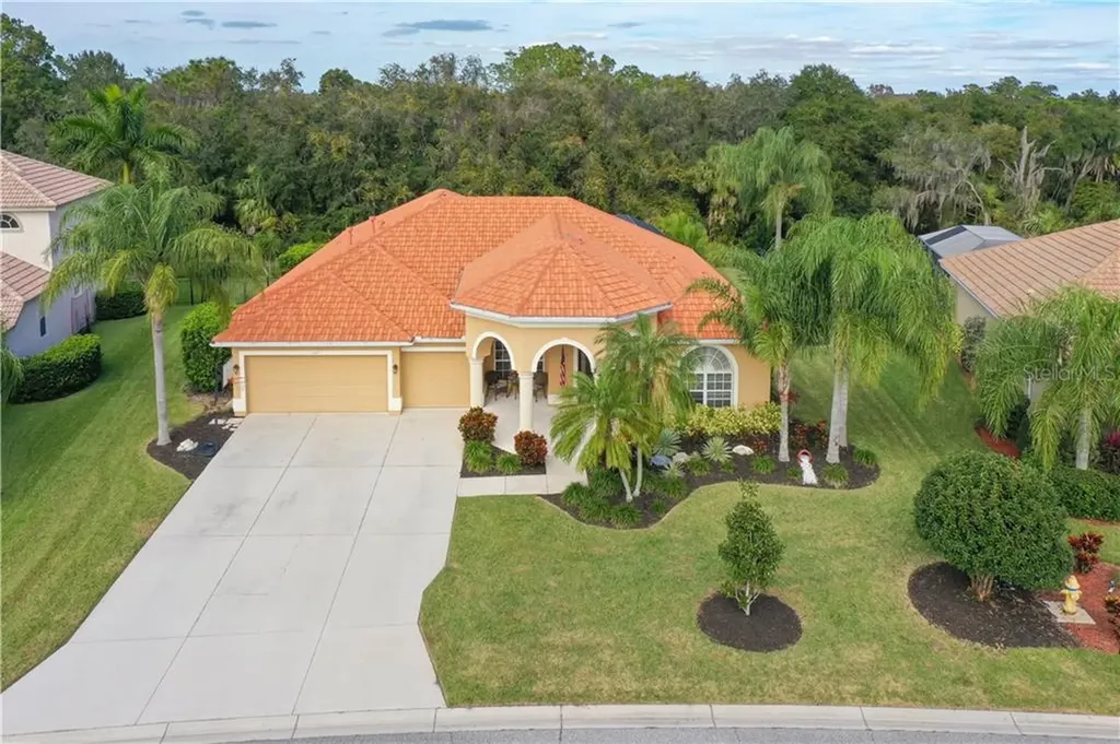 227 Petrel Trail Bradenton FL 34212