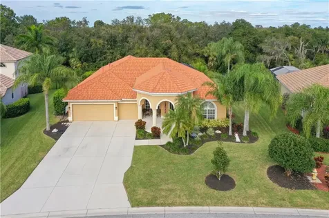 227 Petrel Trail Bradenton FL 34212
