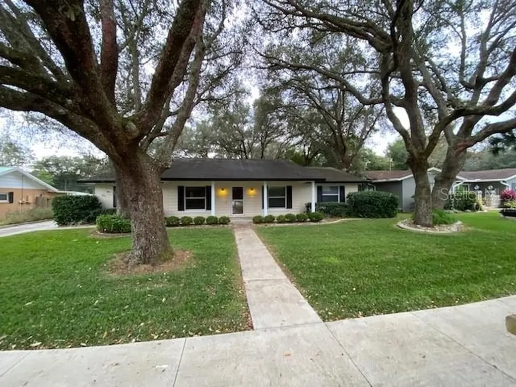404 Alpine Street Altamonte Springs FL 32701
